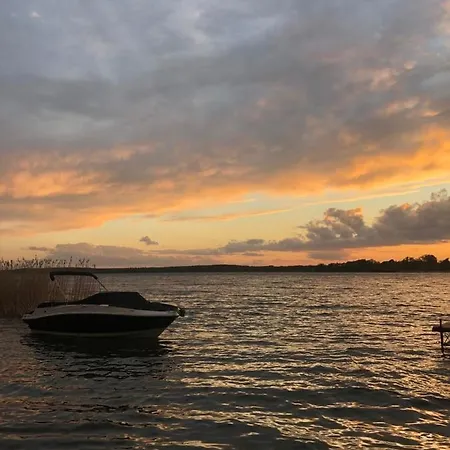 Aquarius - Jamesa Bonda 007 Boszkowo