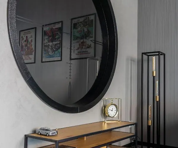 Aquarius - Jamesa Bonda 007 アパート ボシュコボ