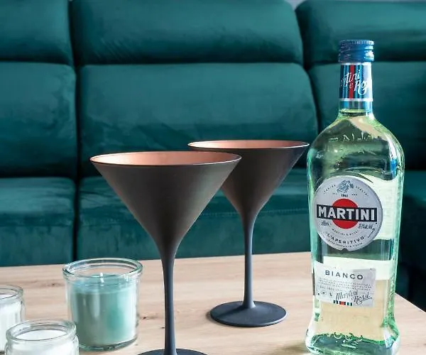 Aquarius - Jamesa Bonda 007 *